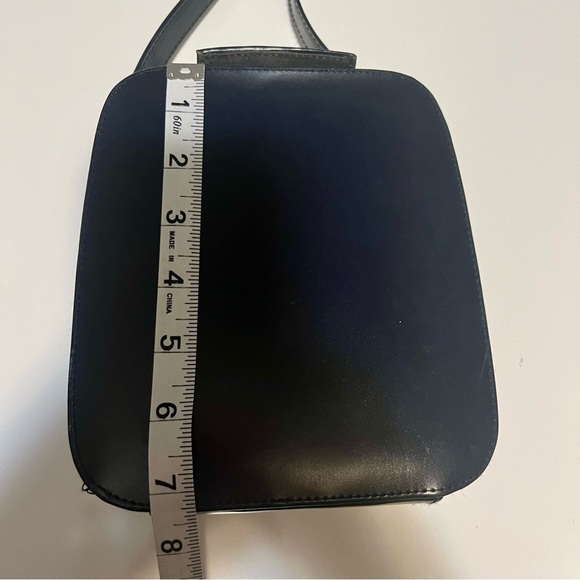 Vintage Navy Structured Box Crossbody Bag – Minimalist 90s Hard Shell Purse - Picture 11 of 14